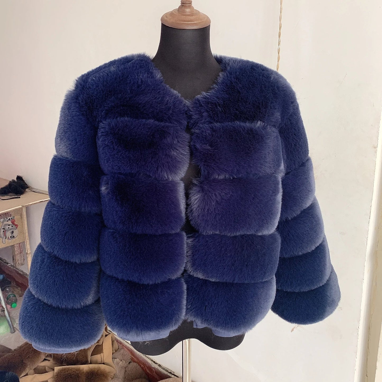 Fashionable Fur Winter Jacket for Women Sari