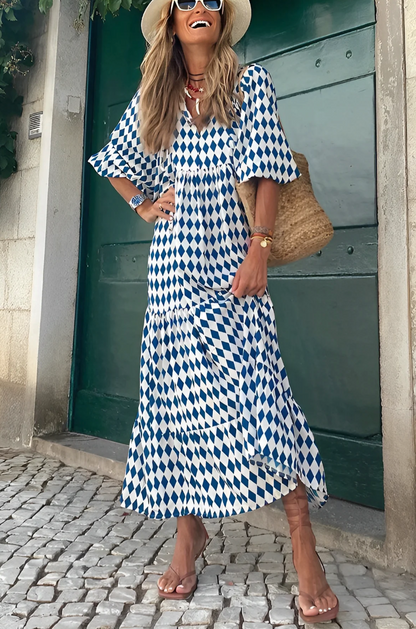 Alina - Boho dress with charming V-neck 