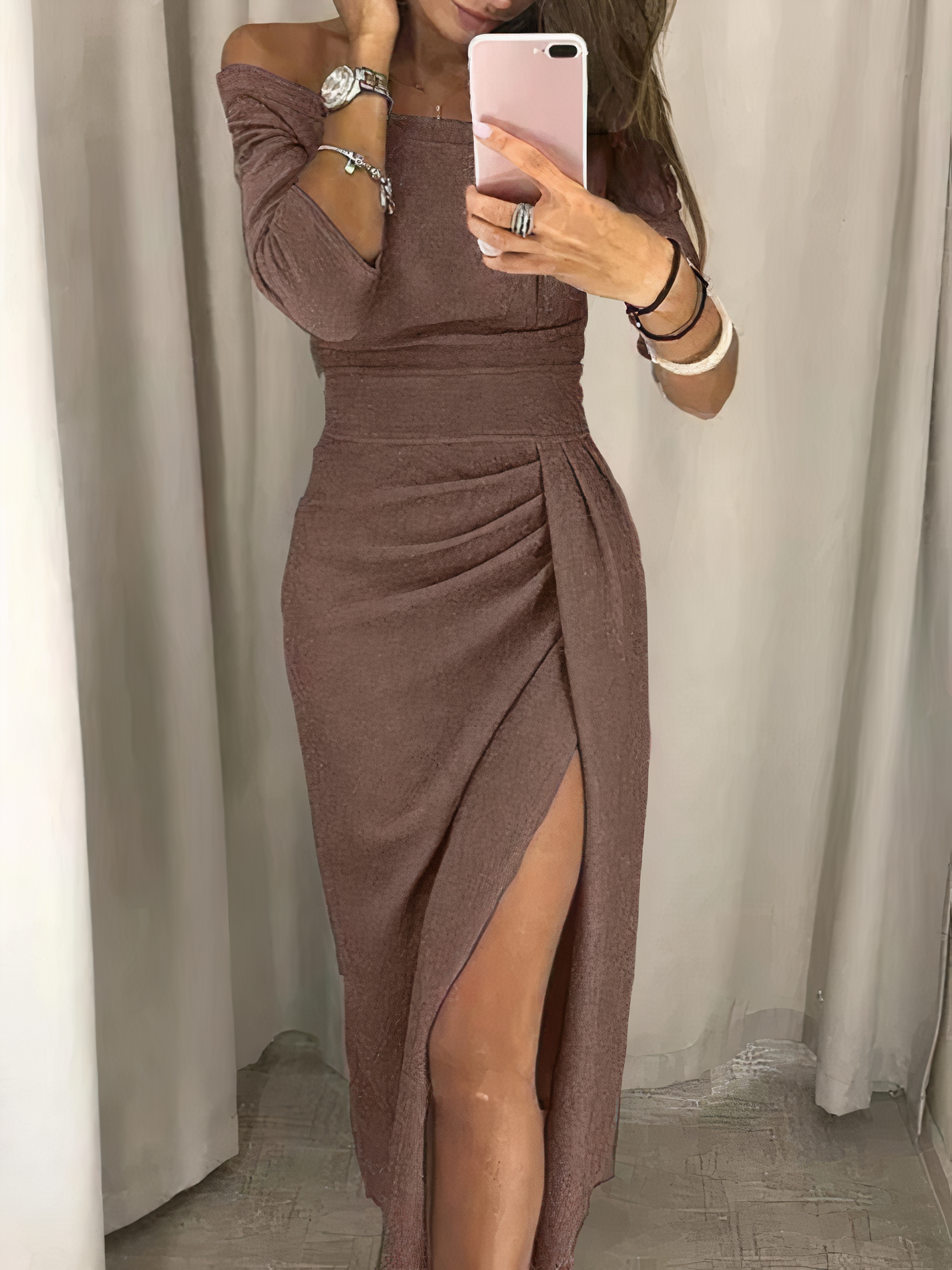 shoulder-accentuated pencil dress Carina