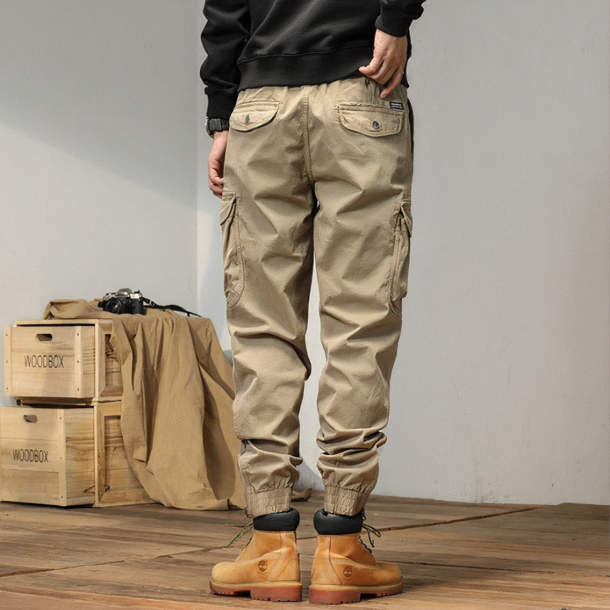 Fashionable cargo pants for men Ewald