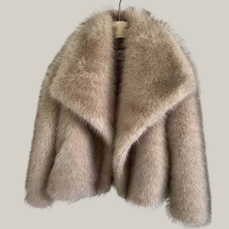 Fashionable fur jackets for women Griet