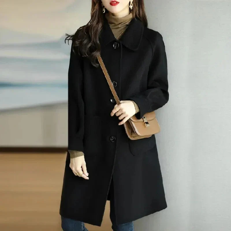 Elegant women's winter coat Hertha