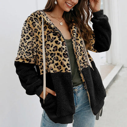 Fluffy hoodie with leopard print Mira 