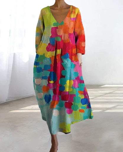 Carys dress with V neck and colorful print