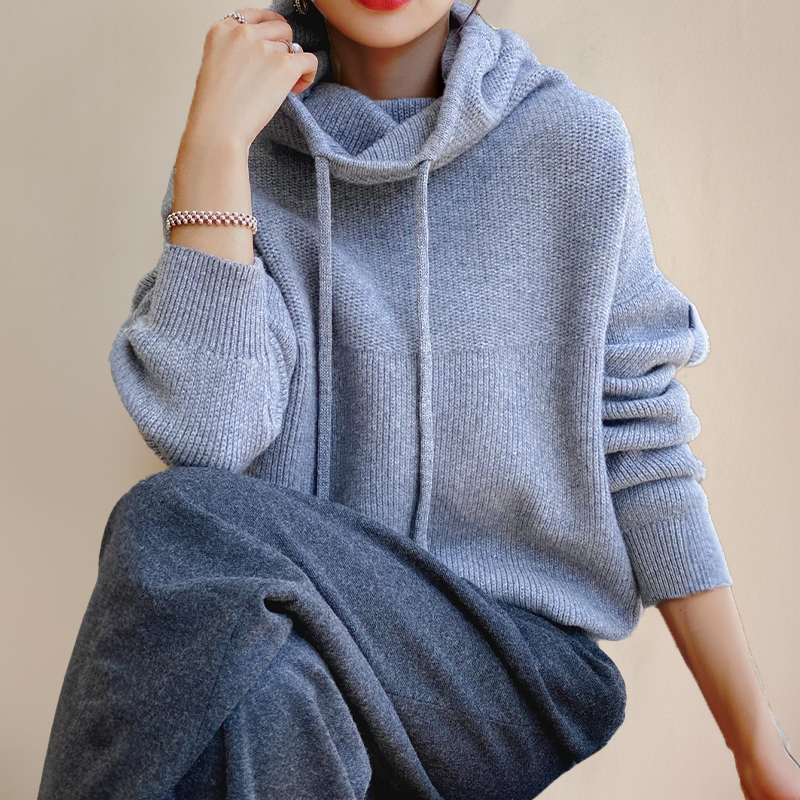 Best-selling turtleneck sweater Belva