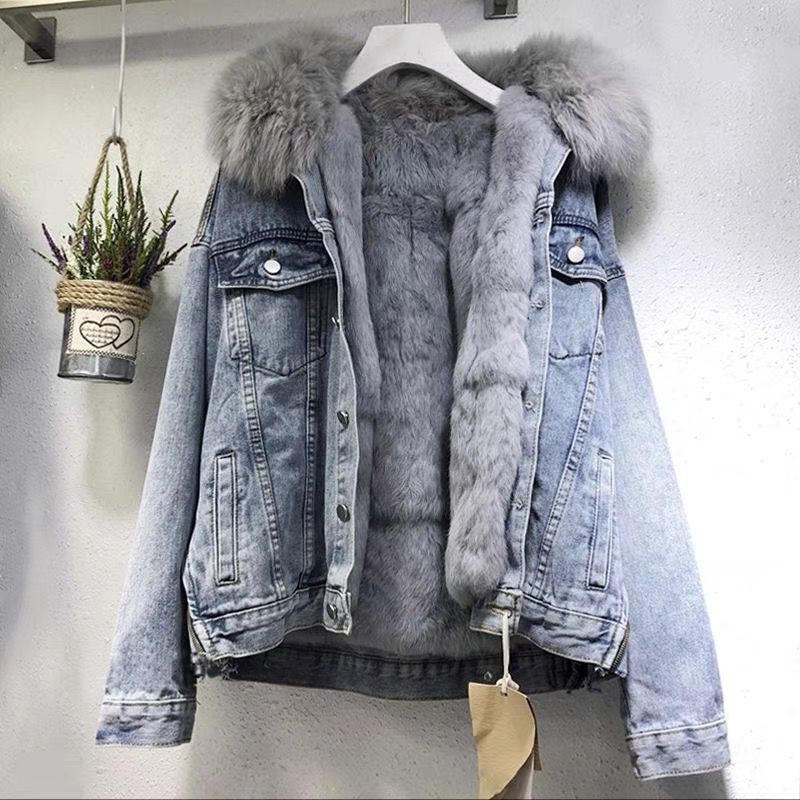 Fashionable denim jacket for women Mijke